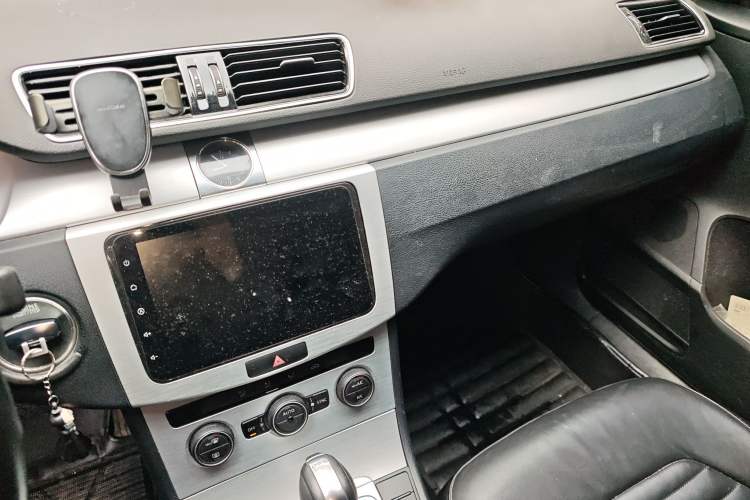 Used Volkswagen Magotan 2015 1.8TSI Advanced Model
