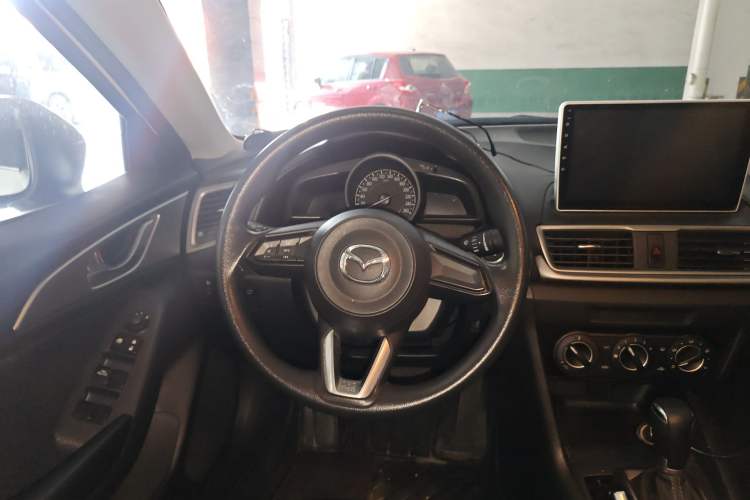 Used Mazda Mazda 3 Axela 2017 Sedan 1.5L Automatic Comfort Model Emission Standard China V