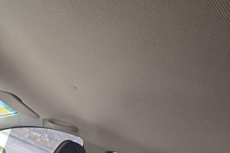 Used Baojun 310 2016 1.2L manual Comfort trim level
