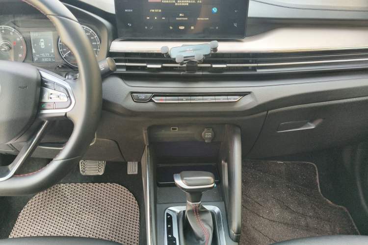 Used Geely Auto Vision X3 2021 PRO 1.5L CVT Deluxe Model