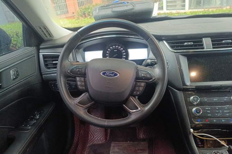 Used Ford Taurus 2017 EcoBoost 245 Fashion Edition
