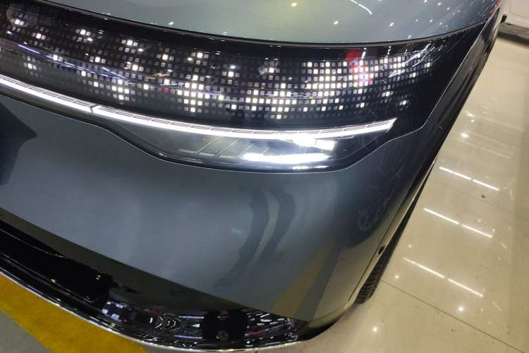 Used Zeekr 7X 2025 75 kWh Rear-Wheel Drive Intelligent Driving Version
