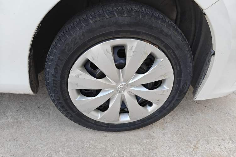 Used Toyota YARiS L Zhi Xuan 2014 1.3E Automatic Charm Edition
