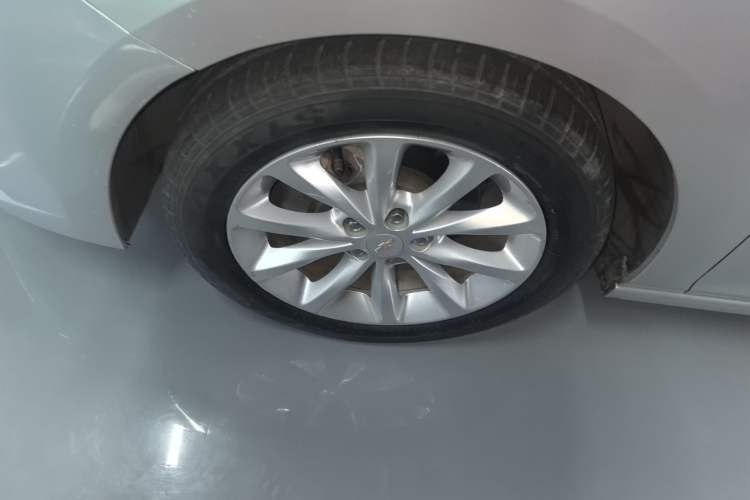 Used Chevrolet Cruze 2018 320 Automatic Pioneer Sunroof Edition
