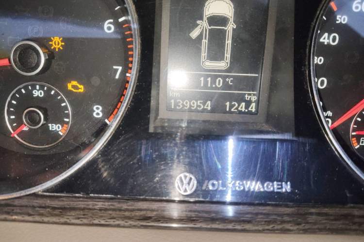 Used Volkswagen Magotan 2012 Facelift 2.0 TSI Prestige Model
