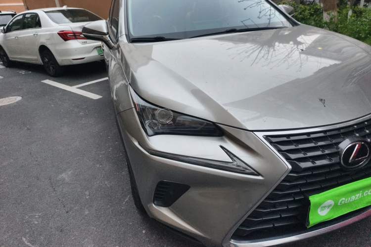 Used Lexus NX 2018 300 Front-Drive Freeline Edition