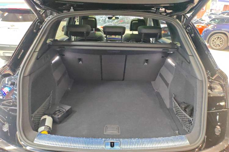 Used Audi Q5L 2023 40T Fashionable and Dynamic Edition