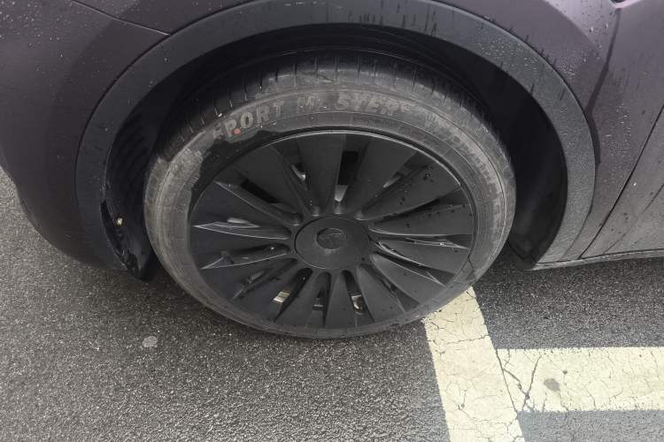 Used Tesla Model Y 2022 Rear-Wheel-Drive Version