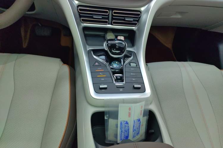 Used BYD Song Pro New Energy 2022 DM-i 110km Flagship Pro Model Gear Lever