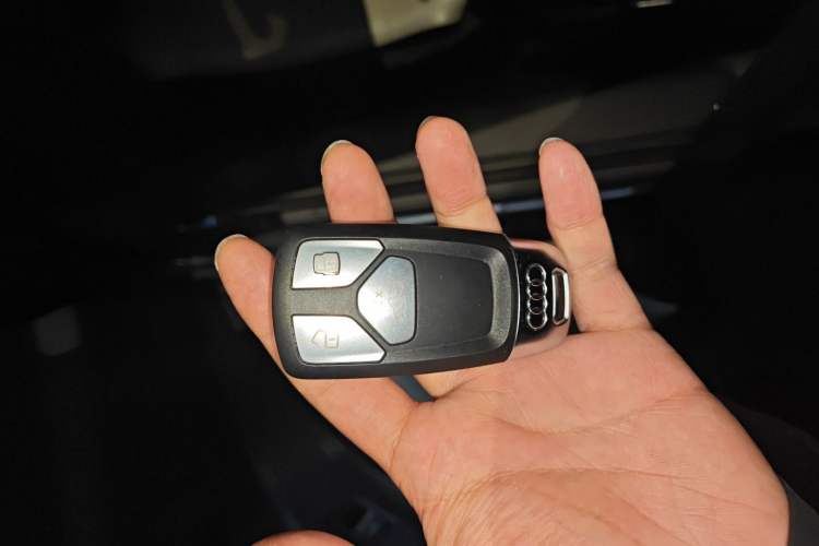 Used Audi Q5L 2024 40 TFSI Luxury Dynamic Edition
