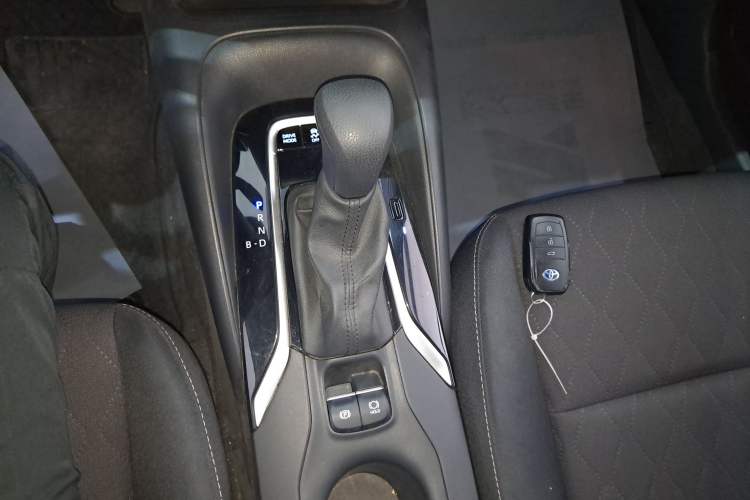 Used Toyota Corolla 2023 1.8L Smart Electric Hybrid Dual-Motor Elite Edition
