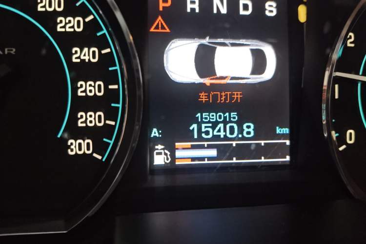 Used Jaguar XF 2015 XF 2.0T Luxury Edition
