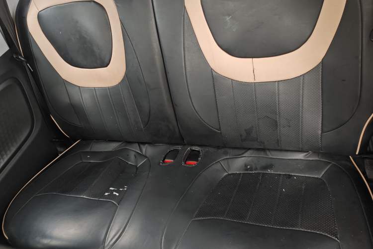 Used Wuling Hongguang MINIEV 2024 3rd Generation 215km Advanced Version Left Rear Seat