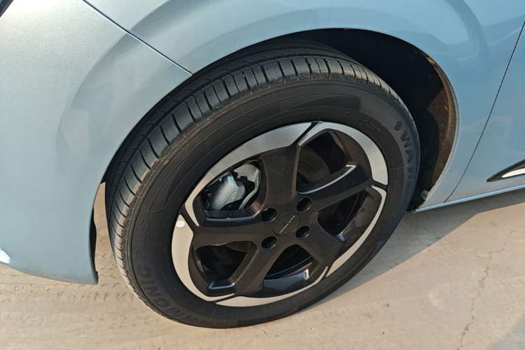 Used Dongfeng NAMMI 01 2024 430 Plus Smart+ Left Front Wheel Hub