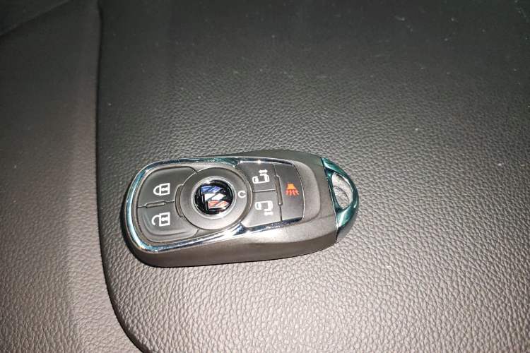 Used Buick GL8 2023 ES Lu Zun Deluxe Model
