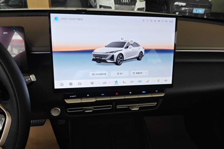 Used CHANGAN Eado 2026 Model, Fourth Generation, 1.5T 500Bar Smart Enjoyment Edition Audio And AC Panel