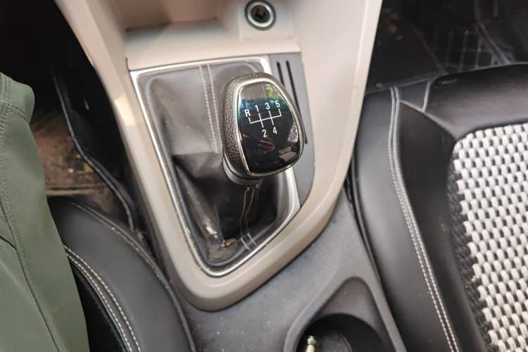 Used Buick GT 2017 15N Manual Entry-Level Trim
