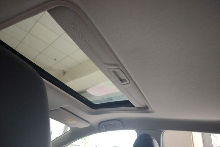 Used Chevrolet Monza 2023 1.3T Mild Hybrid Automatic Luxury Edition Headliner