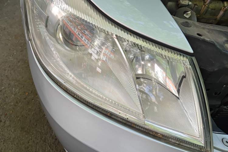 Used Skoda Octavia 2013 1.6L Manual Yijie Edition Right Front Headlight