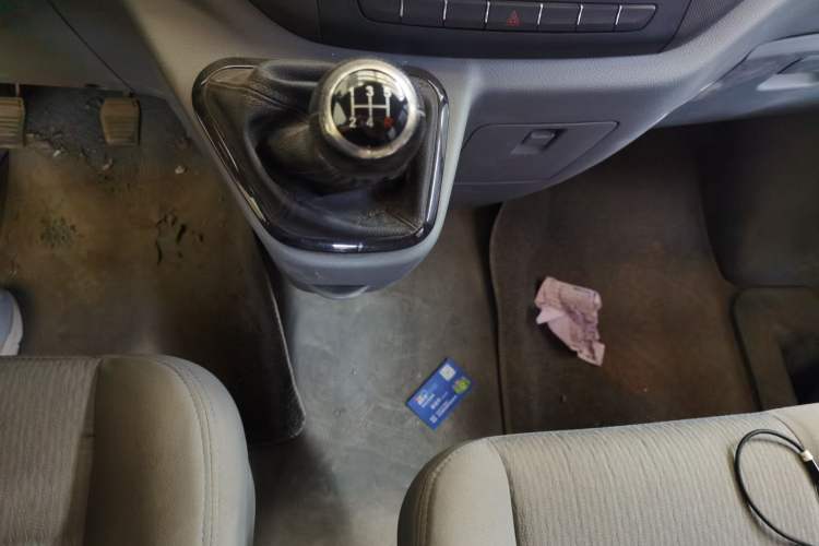 Used Foton Toano 2020 2.5T Manual Tongtu Short Wheelbase Mid-Roof 5/6-Seater 4J25TC3
