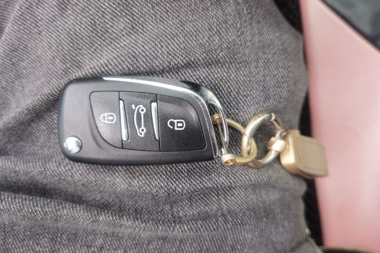 Used Peugeot 308 2014 Enjoy Edition Classic 1.6L Automatic Premium Model
