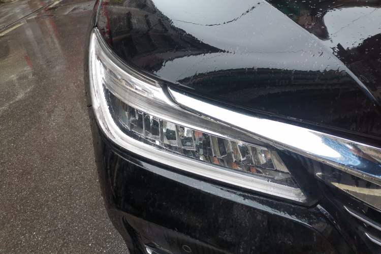 Used Honda Accord 2016 2.4L Zhi Rui Edition Right Front Headlight