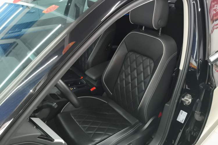 Used Volkswagen Magotan GTE Plug-in Hybrid 2022 GTE Luxury Model