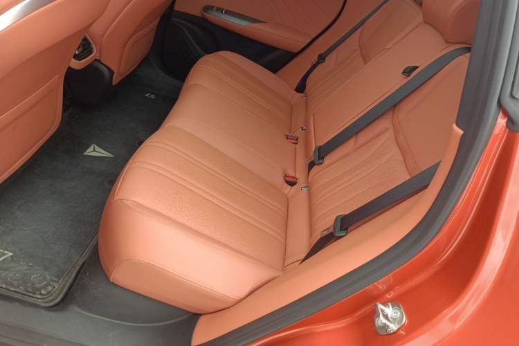 Used Deepal S07 2024 215Max Qiankun Intelligent Driving ADS SE Range-Extended Version Left Rear Seat