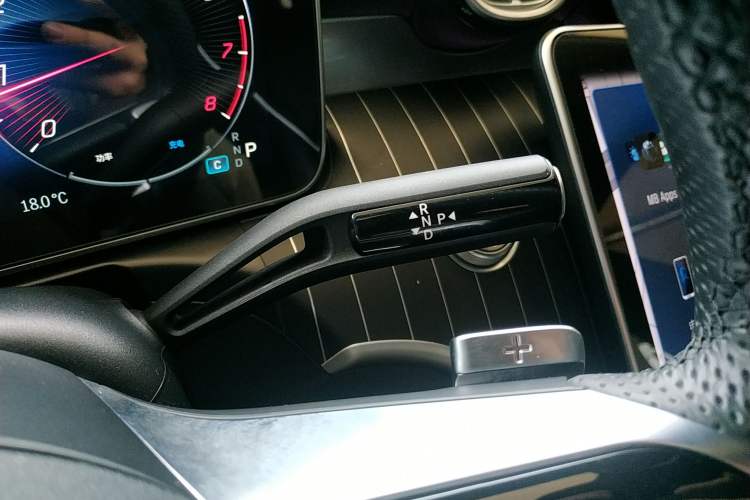 Used Mercedes-Benz C-Class 2024 C 260 L Brilliant Night Sports Edition Gear Lever