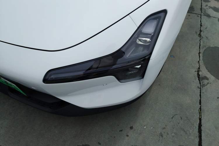 Used XPeng MONA M03 2025 600 with Ultra-Long Range Max Left Front Headlight