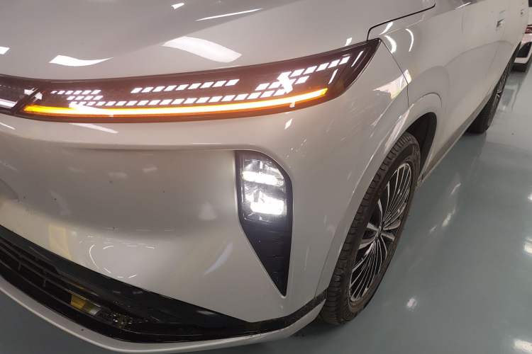 Used Dongfeng Aeolus L8 2025 Model 185KM Dream Edition
