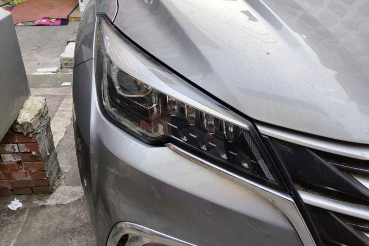 Used CHANGAN CS85 COUPE 2019 2.0T Automatic Smart Version China V Standard
