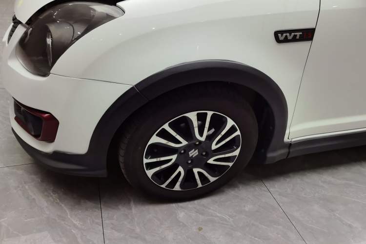 Used Suzuki Swift 2016 1.5L Automatic Fashionable Coolplay Edition