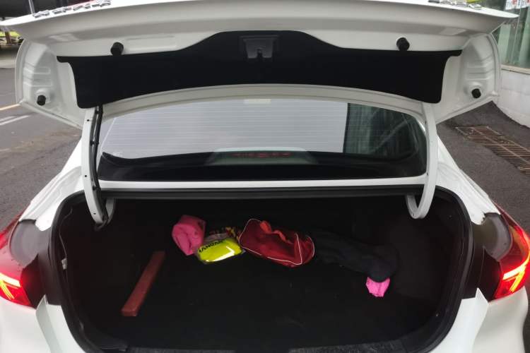 Used Changan Eado New Energy 2022 EV460 Smart Ride-Hailing Edition – Lithium Iron Phosphate