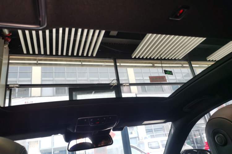 Used Mercedes-Benz S-Class 2016 S 320 L Business Model