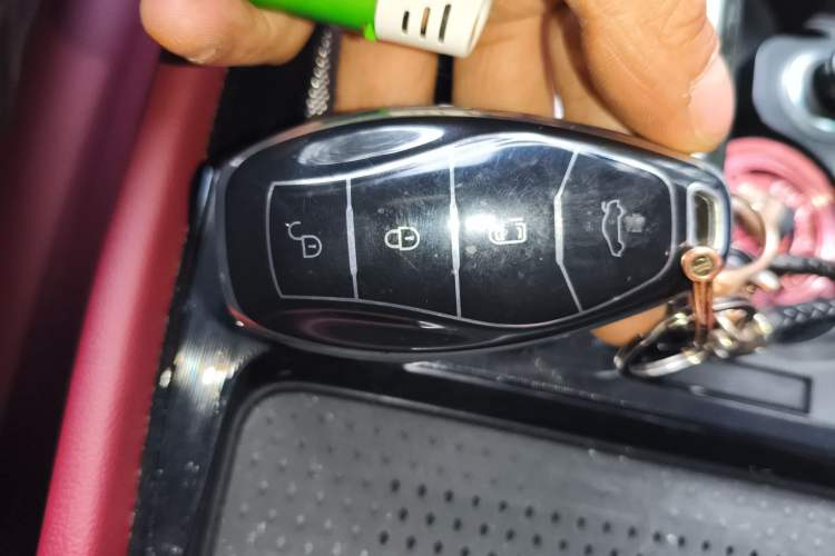 Used Hongqi H5 2025 2.0T Automatic Flagship 500 000th Unit Anniversary Edition