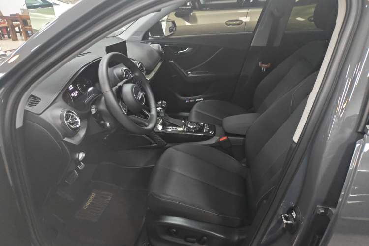 Used Audi Q2L 2021 35 TFSI Progressive Dynamic Edition
