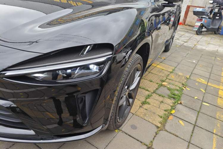 Used Xiaomi Auto YU7 2025 Ultra-Long Range High-Performance All-Wheel-Drive Max Edition Left Front Headlight