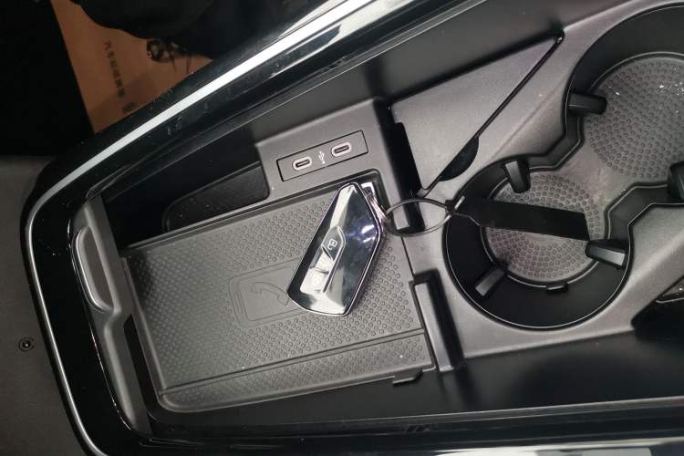 Used Volkswagen ID.4 X 2021 Pro Smart Long-Range Edition