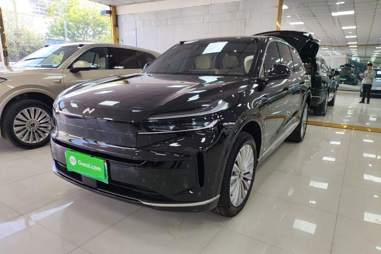 Used ONVO Luxeed L90 2025 Model—Max Six-Seater Version