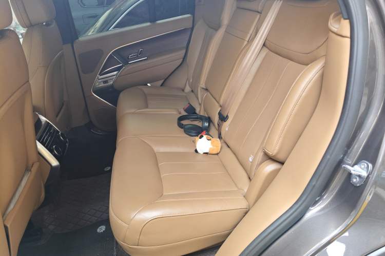 Used Land Rover Range Rover 2023 3.0 L6 360 PS Grand Edition