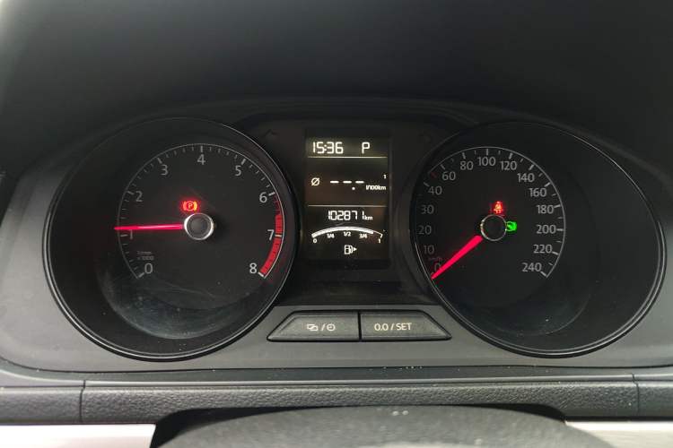 Used Volkswagen Lavida 2018 Classic 1.5L Automatic Fashion Edition China VI Standard Instrument Cluster