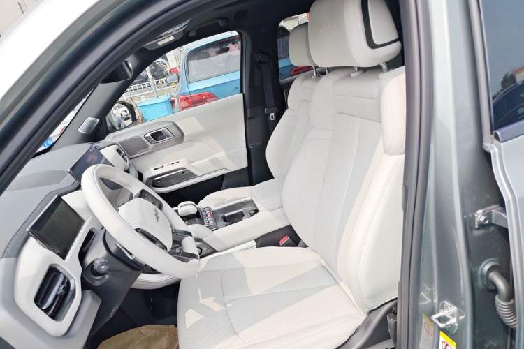 Used Formula Leopard Titanium 3 2025 501 km Four-Wheel Drive Drone Edition