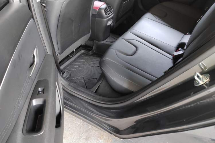 Used Hyundai Elantra 2023 1.5L CVT GLX Elite Edition