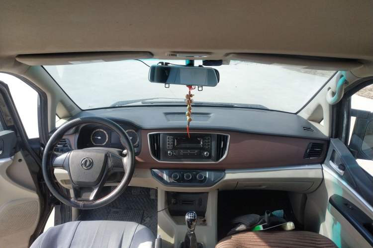 Used FORTHING Lingzhi 2019 M5L 1.6L 7-Seater Base Model China VI Standard