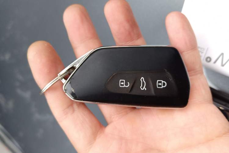 Used Volkswagen ID.4 X 2023 Ultra-Intelligent Long-Range Version
