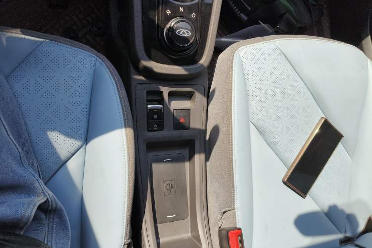 Used Chery QQ Little Ant 2022 Sweet Pink Edition Full-Sugar Version 3-Cell Lithium 30kW 301km
