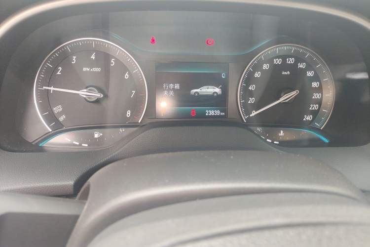 Used Buick GT 2021 1.3T Automatic Mild Hybrid Elite Version Odometer Close Up