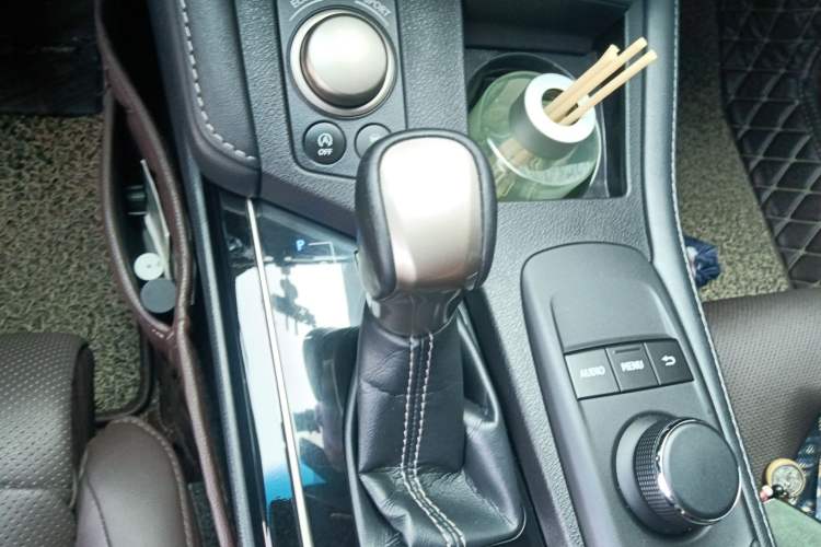 Used Lexus ES 2017 200 30th Anniversary Edition