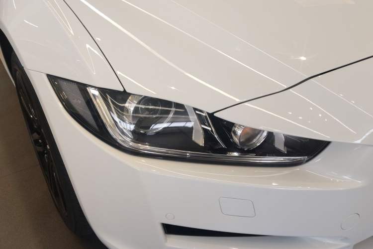 Used Jaguar XEL 2019 2.0T 200 PS Deluxe Edition